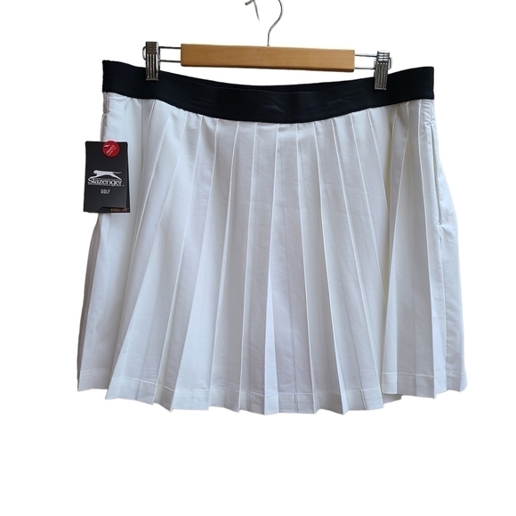 Slazenger Tech Pleat Skort in White with Black Waistband, Size XL - Picture 4 of 13